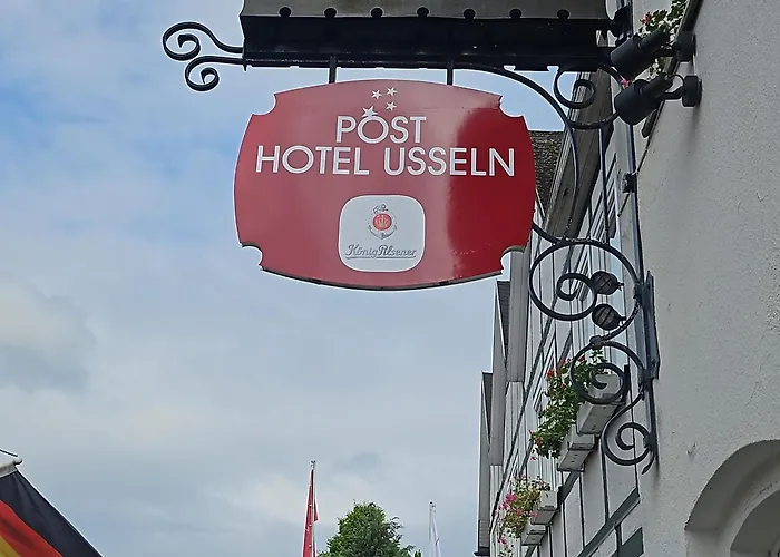 Posthotel Usseln 4*