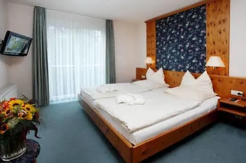 酒店 Posthotel Usseln